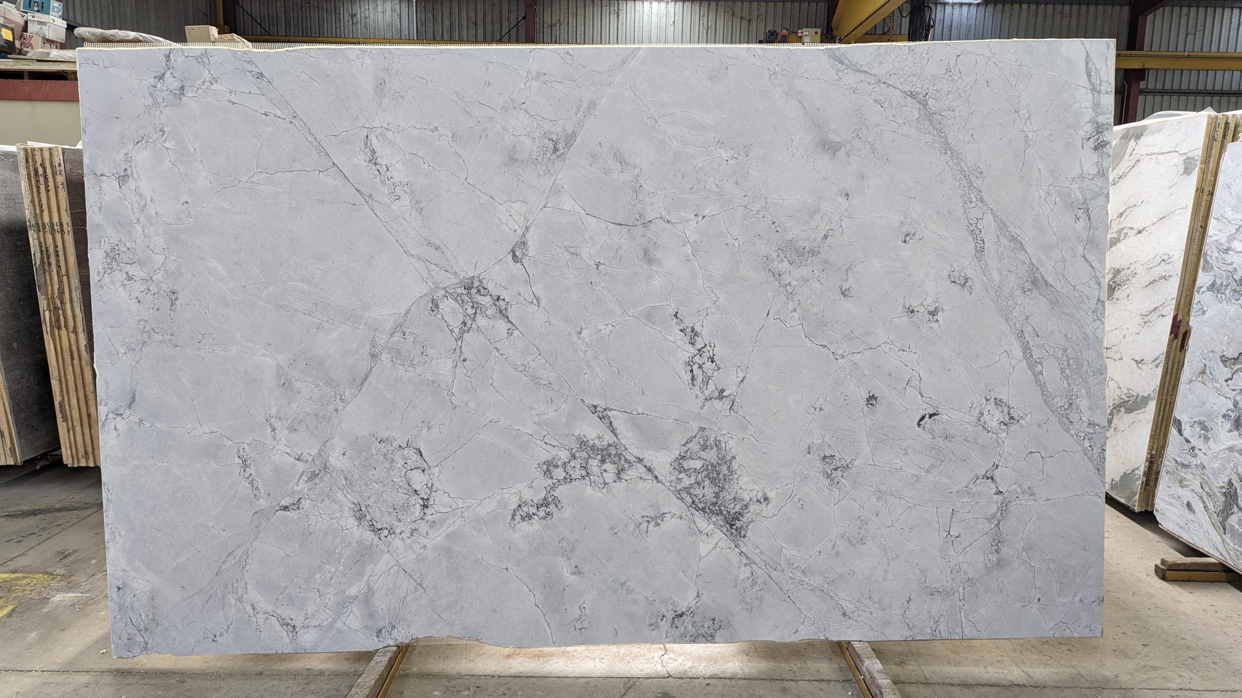 FINLEY White, Superluxe main image 1